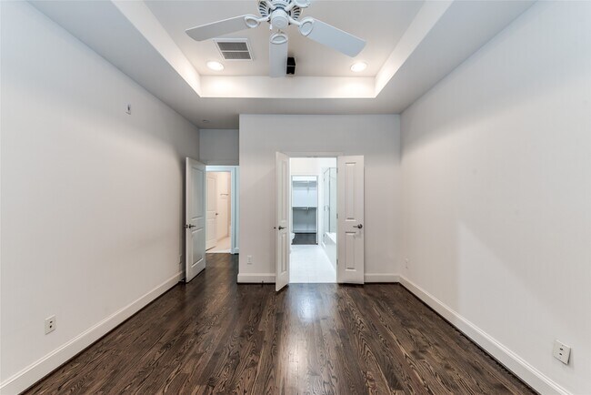 Building Photo - 4031 Bellefontaine St