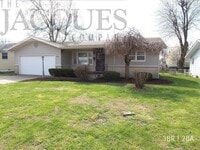 Building Photo - 1936 E Glenco St