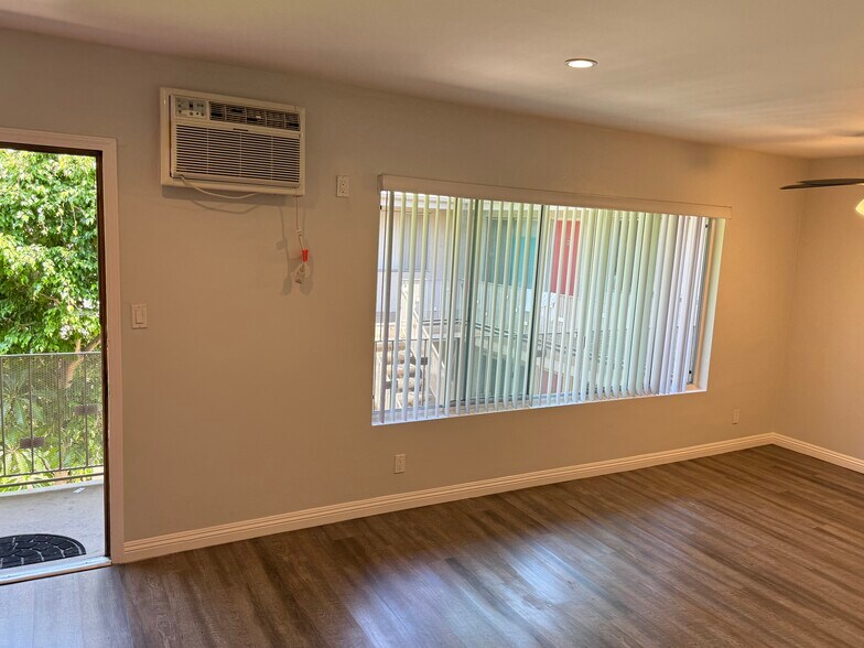 Building Photo - 5021 Lemon Grove Ave