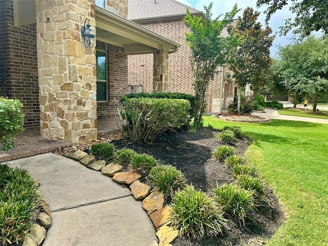 Building Photo - 10314 Hatcher Dr