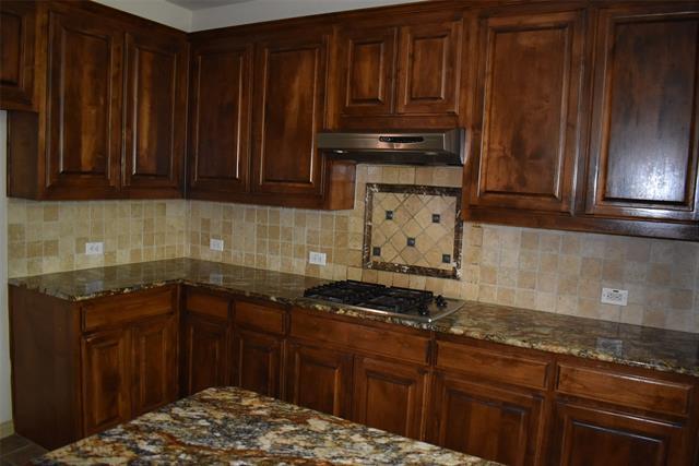 Building Photo - 910 Redbird Ln