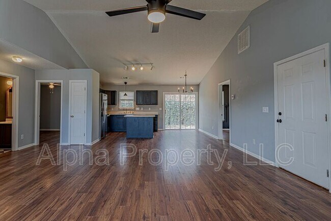 Building Photo - 1901 Country Apple Ct