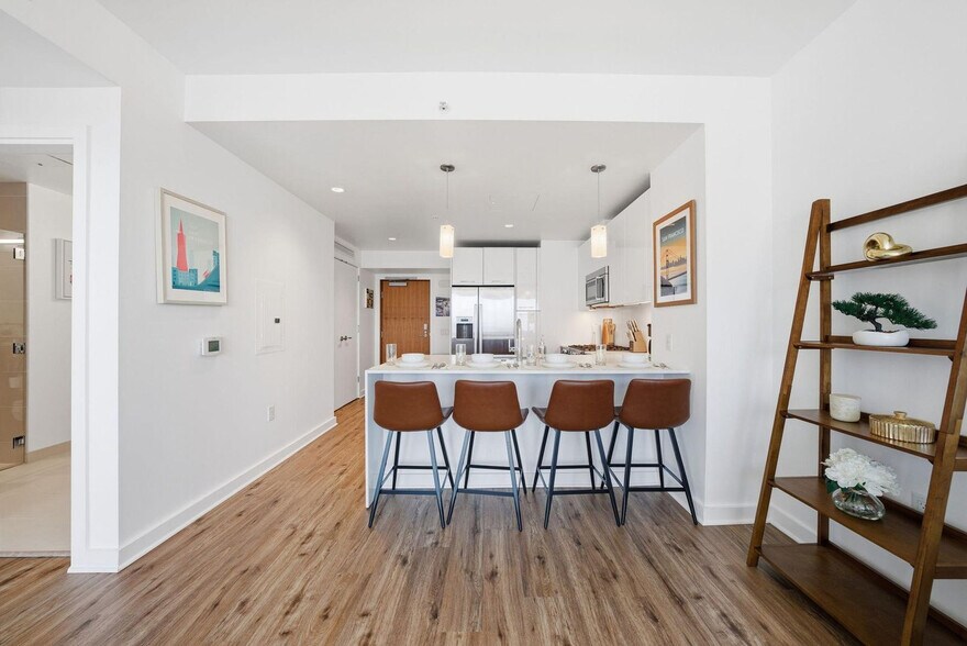 Building Photo - 399 Fremont St