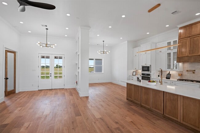 Building Photo - 413 Chuckwagon Trail