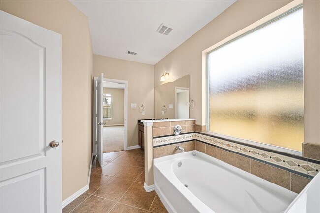 Building Photo - 6146 Sierra Springs Ln