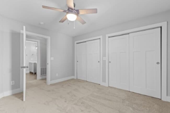 Building Photo - 1806 Woodlawn Ave