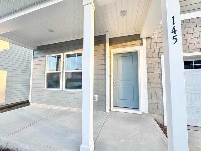 Building Photo - Three bedroom 2 1/2 bath single-family home in the new Kensington community