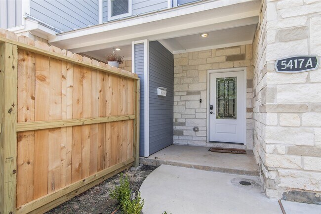 Building Photo - 5417 Texas St