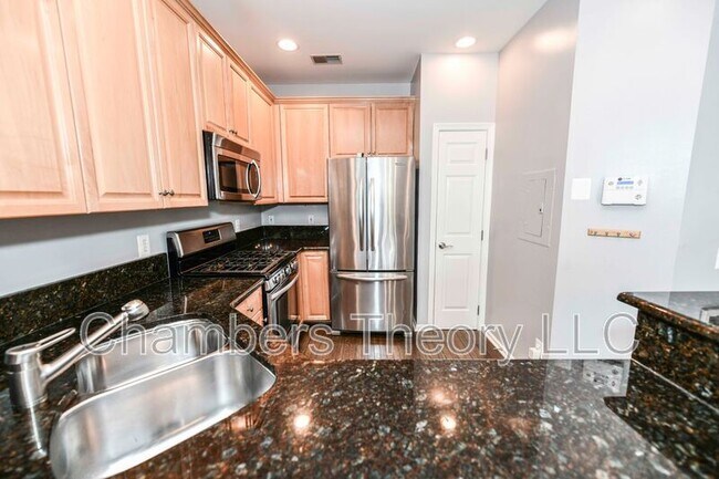 Building Photo - 6324A Eagle Ridge Ln