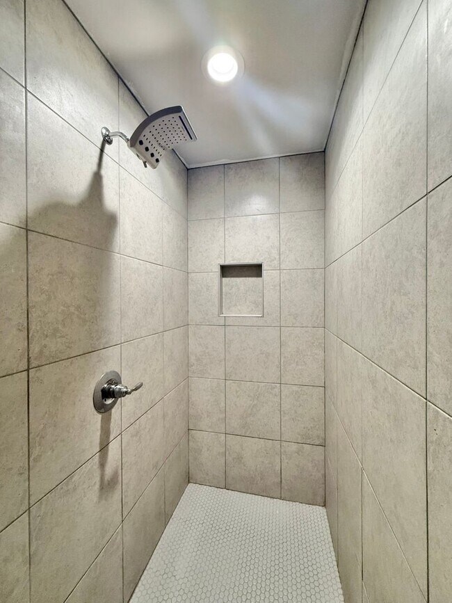 Building Photo - 4822 FM 346