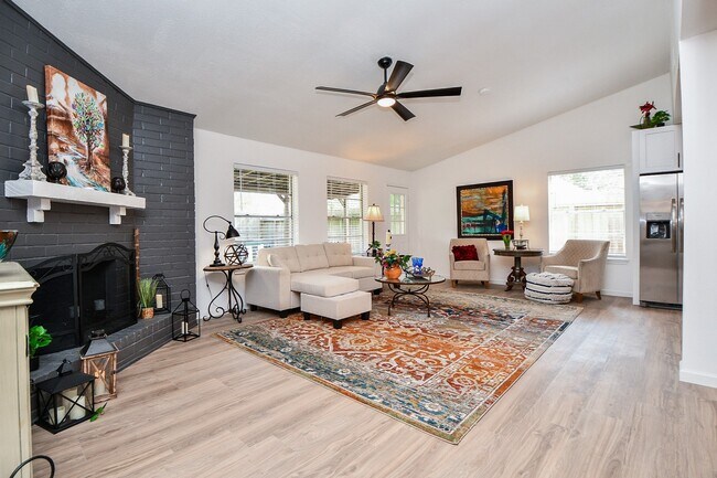 Building Photo - 23931 Pepperrell Pl St