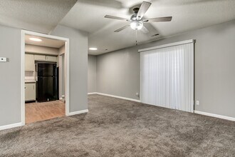 Building Photo - 3052 N 58th St