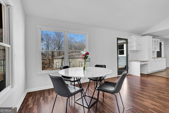 Building Photo - 3474 Hildon Cir