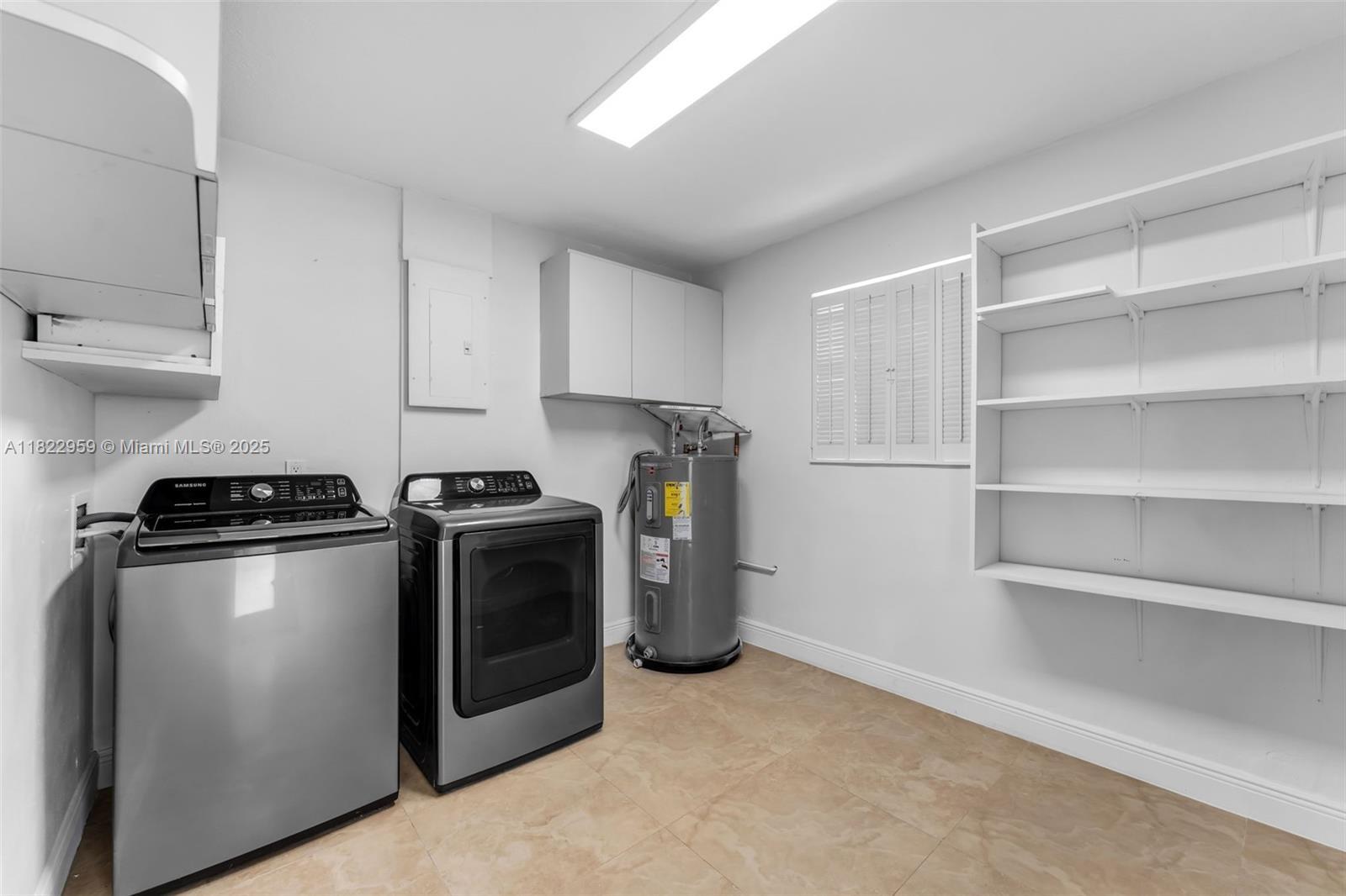 Building Photo - 9140 SW 45th Ter