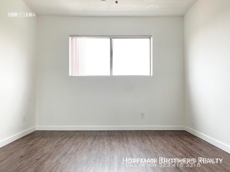 Building Photo - 4845 Saturn St