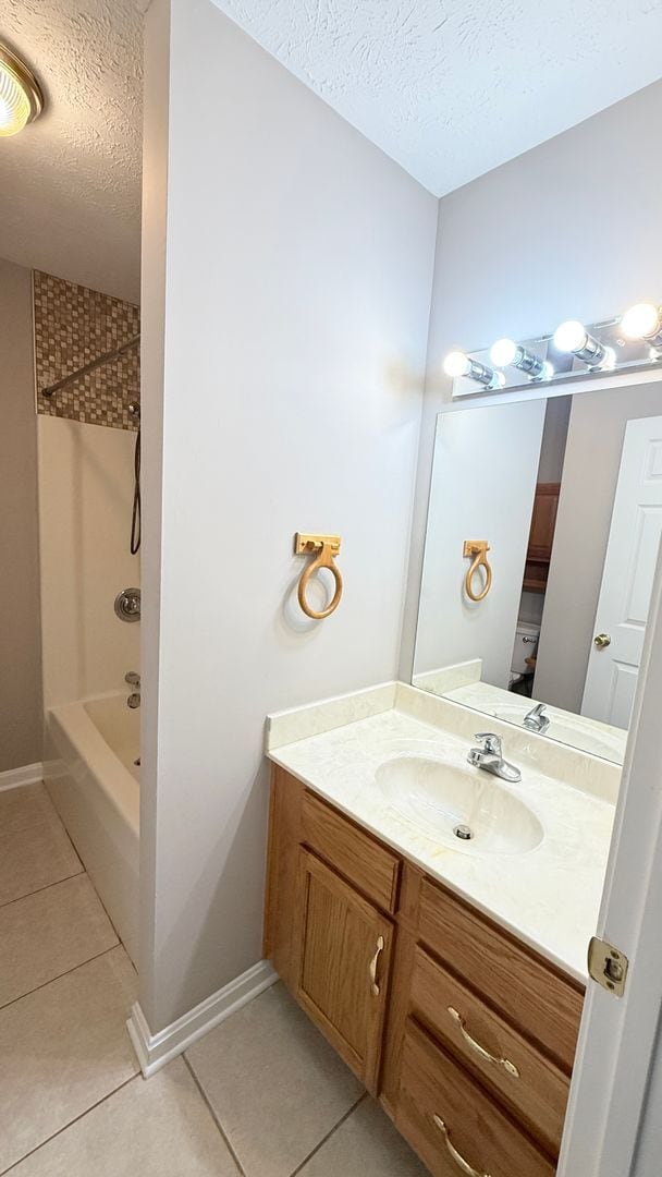 Building Photo - 2401 Mona Vista Ct
