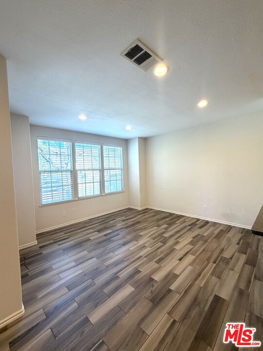 Building Photo - 27030 Victoria Ln