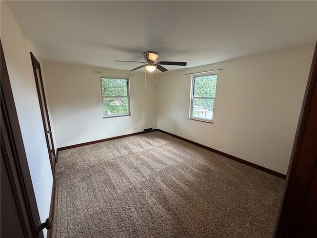 Building Photo - 218 Jackson Cir