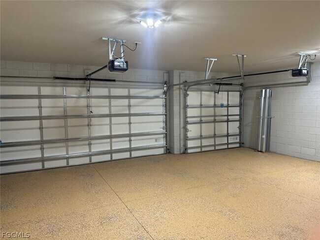 Building Photo - 522 NW 7th St