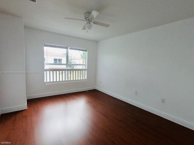 Building Photo - 3 br, 2 bath House - 907 SW 15th St 1
