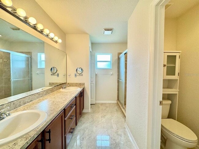 Building Photo - 11346 Southwind Lake Dr