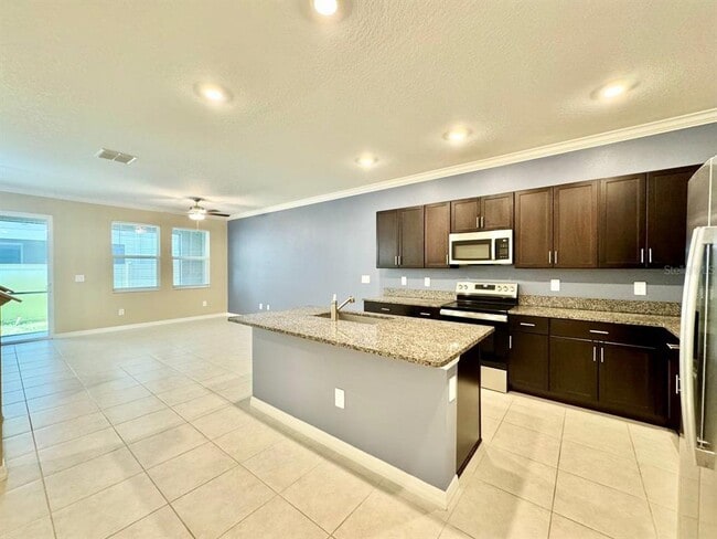 Building Photo - 10809 Fowlers Blf Ct