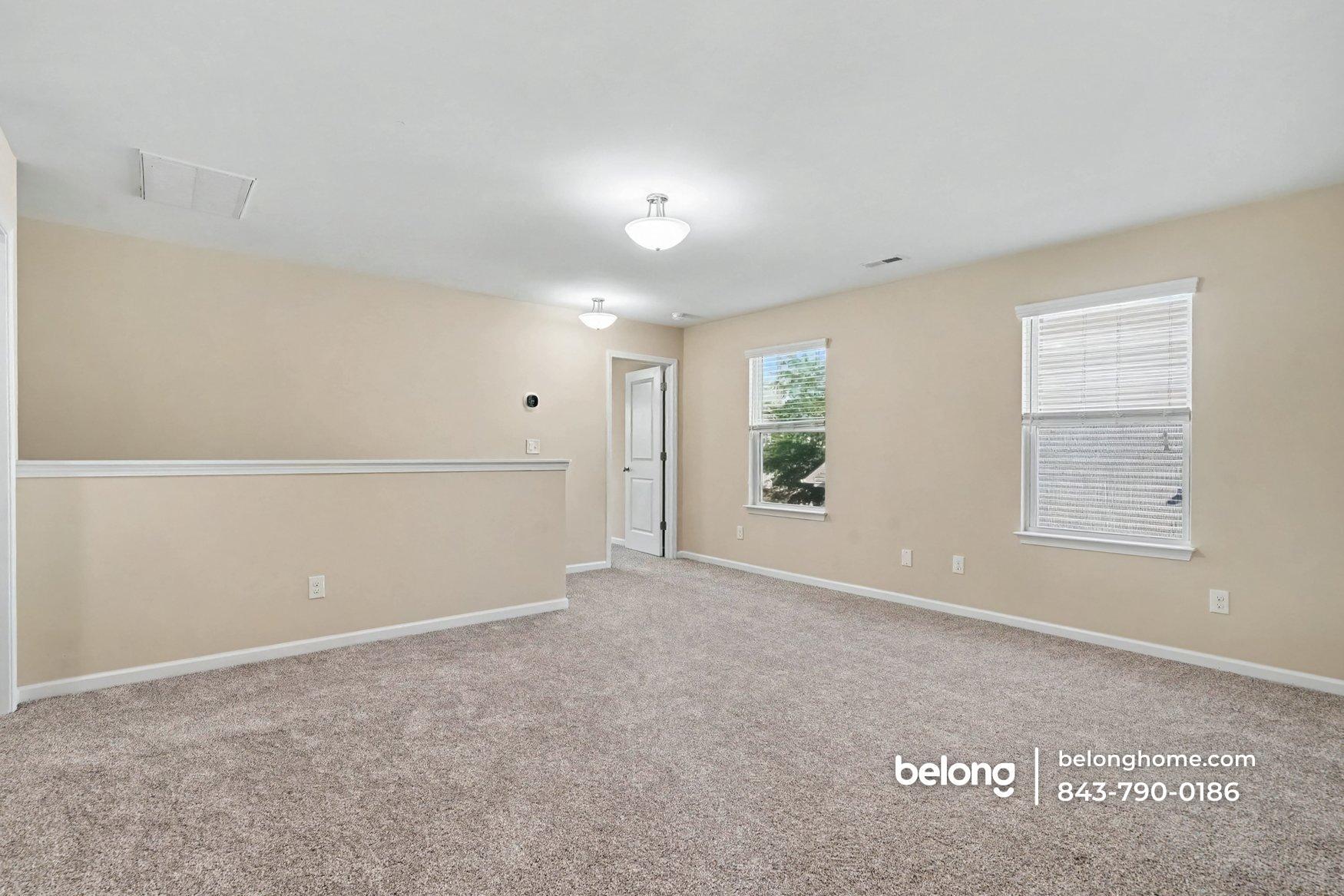 Building Photo - 447 Tayberry Ln