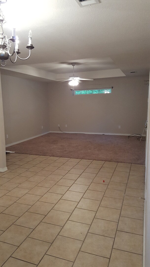 Building Photo - 4911-4911 N M St