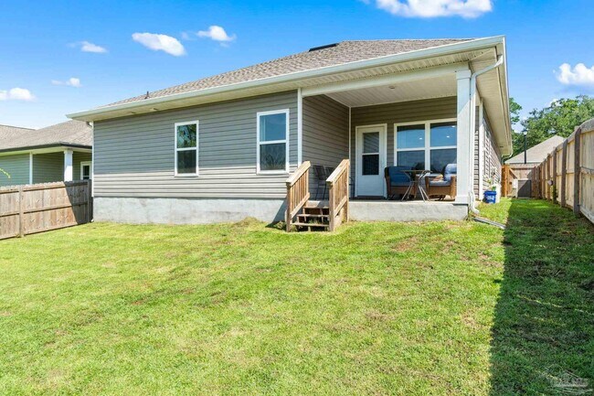 Building Photo - 249 Camellia Dr