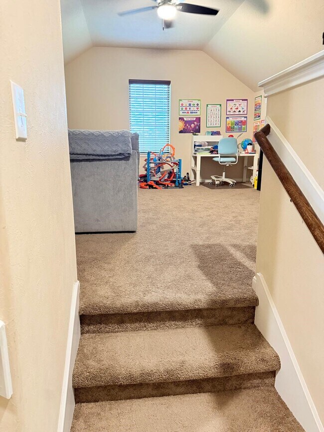 Building Photo - 20703 Winghaven Dr
