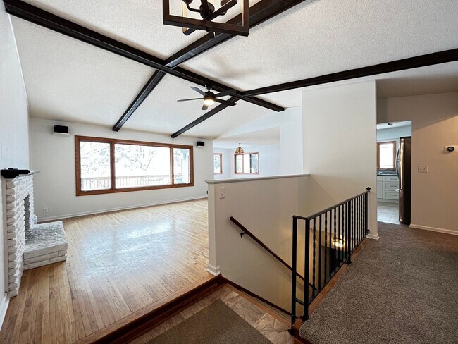 Building Photo - 3508 Flag Ave N