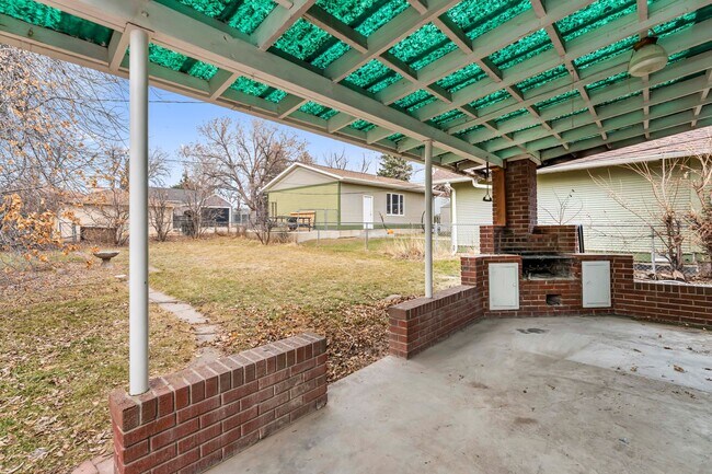 Building Photo - Storybook Home, 4-Bedroom, 2-Bathroom