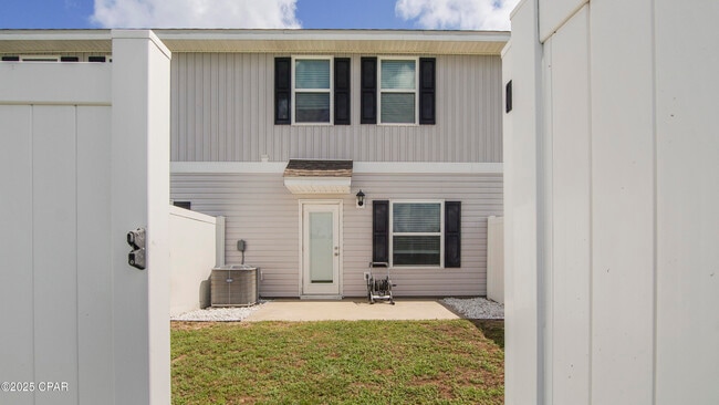 Building Photo - 5780 Callaway Cir