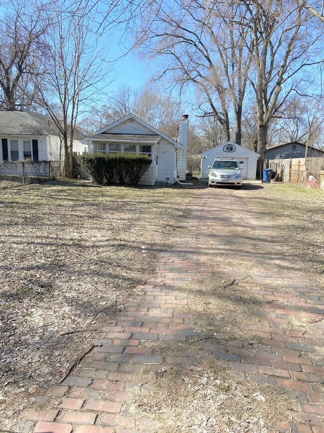 Building Photo - 4127 Coggins