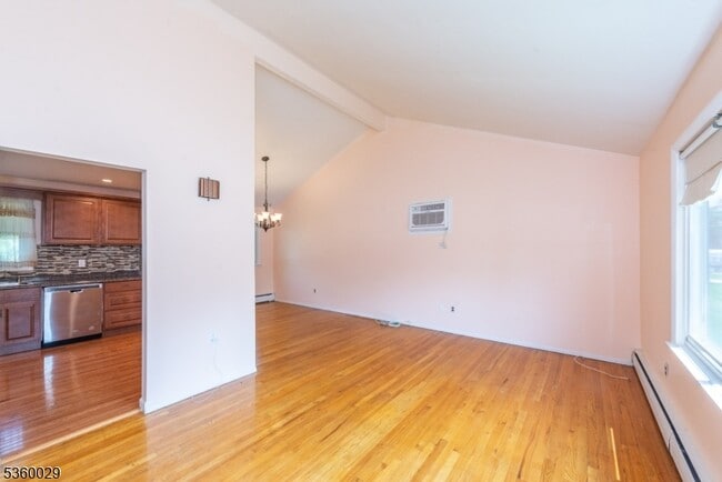 Building Photo - 23 Distler Ave