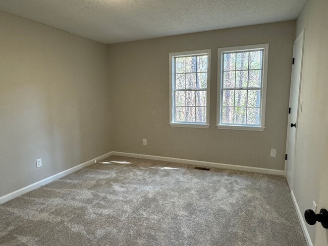 Building Photo - 4218 Kaplan Dr