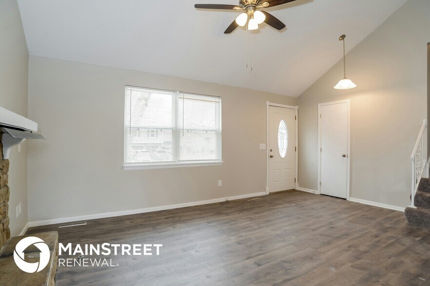Building Photo - 15009 S Wyandotte Dr