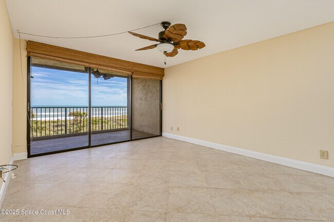 Building Photo - 1101 S Miramar Ave
