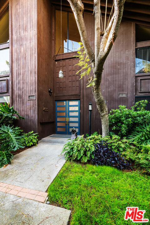 Building Photo - 4635 Clybourn Ave