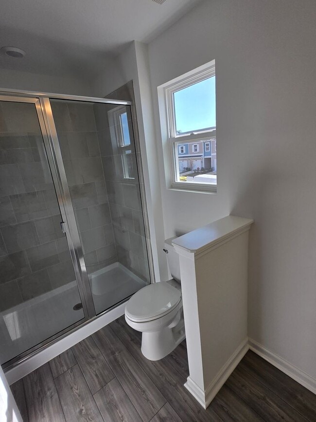 Building Photo - 3 bedroom 2.5 Bath in Tara Baywood