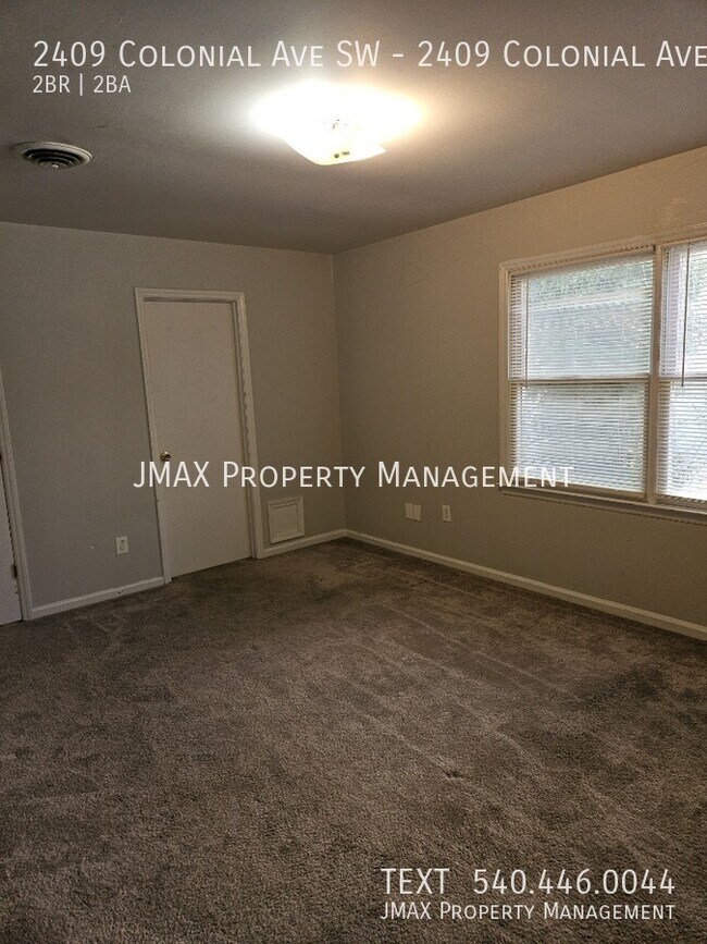 Building Photo - 2409 Colonial Ave SW