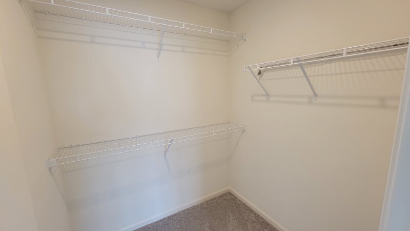 Building Photo - 200 Goldenrod Dr