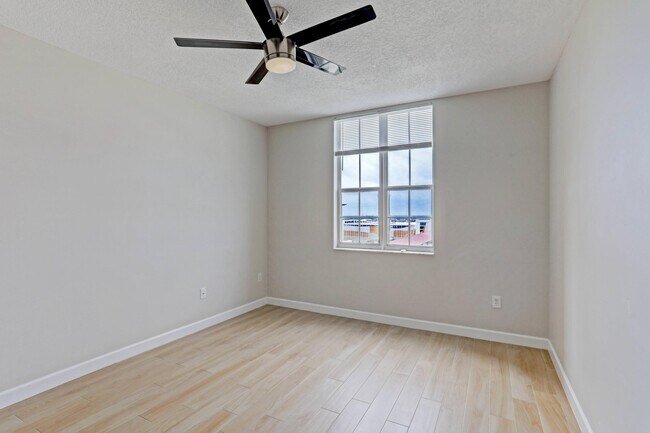 Building Photo - 651 Okeechobee Blvd