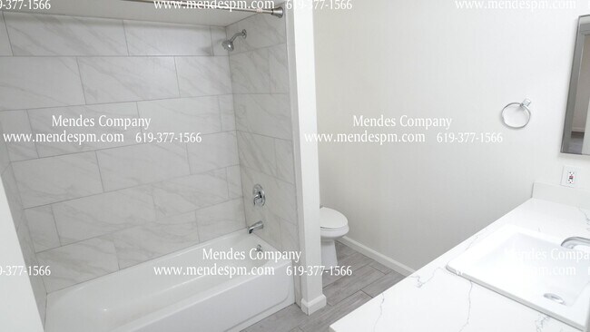 Building Photo - 5908 Streamview Dr