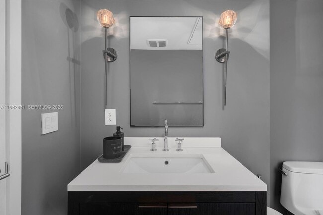 Building Photo - 435 21st St