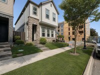 Building Photo - Luxury and Convenience Awaits in this Stunning 3 Bedroom, 2.5 Bathroom House with Abundant Parkin...