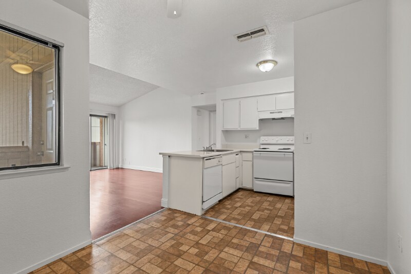 Building Photo - 3859 Annadale Ln