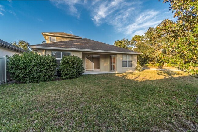 Building Photo - 21745 Garden Walk Loop