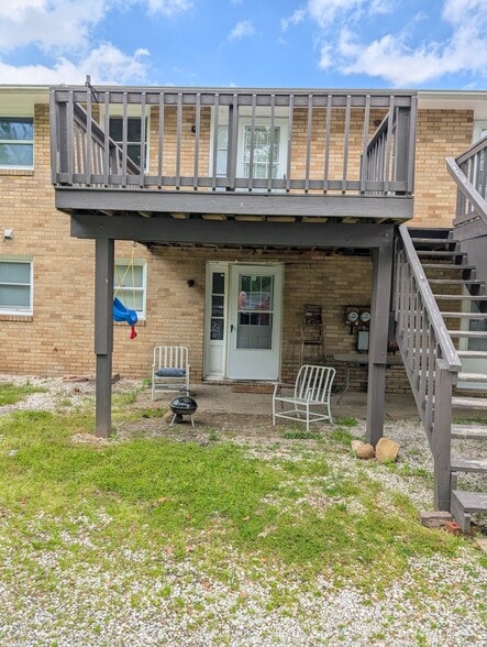 Building Photo - 292 Kennedy St