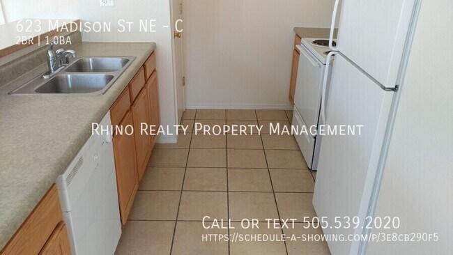 Building Photo - 623 Madison St NE